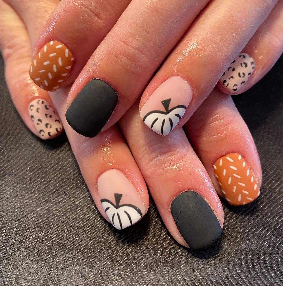 Polished Lashes & Nails nail photo 3